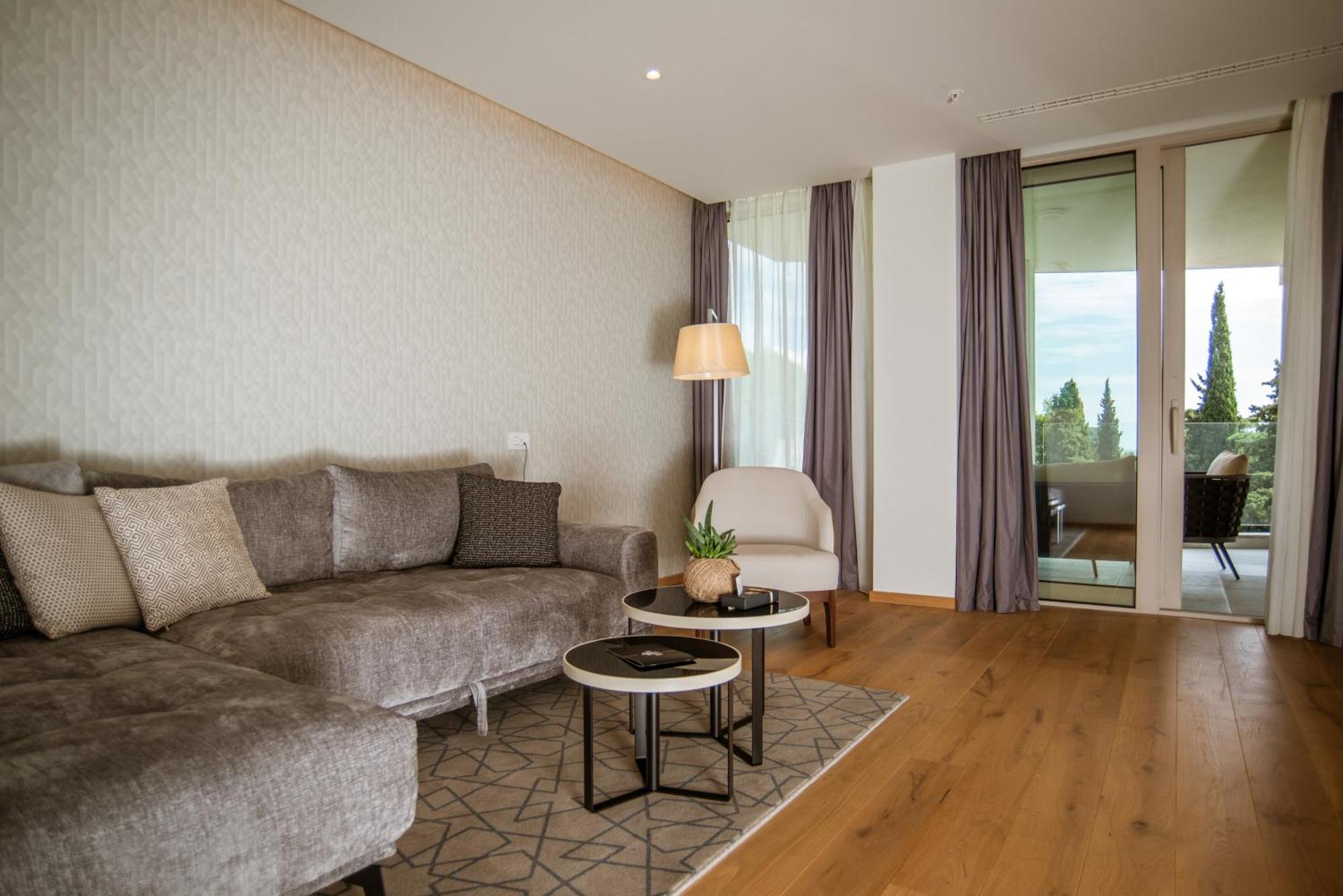 Hotel Imperial Conference & Spa Budva Bagian luar foto