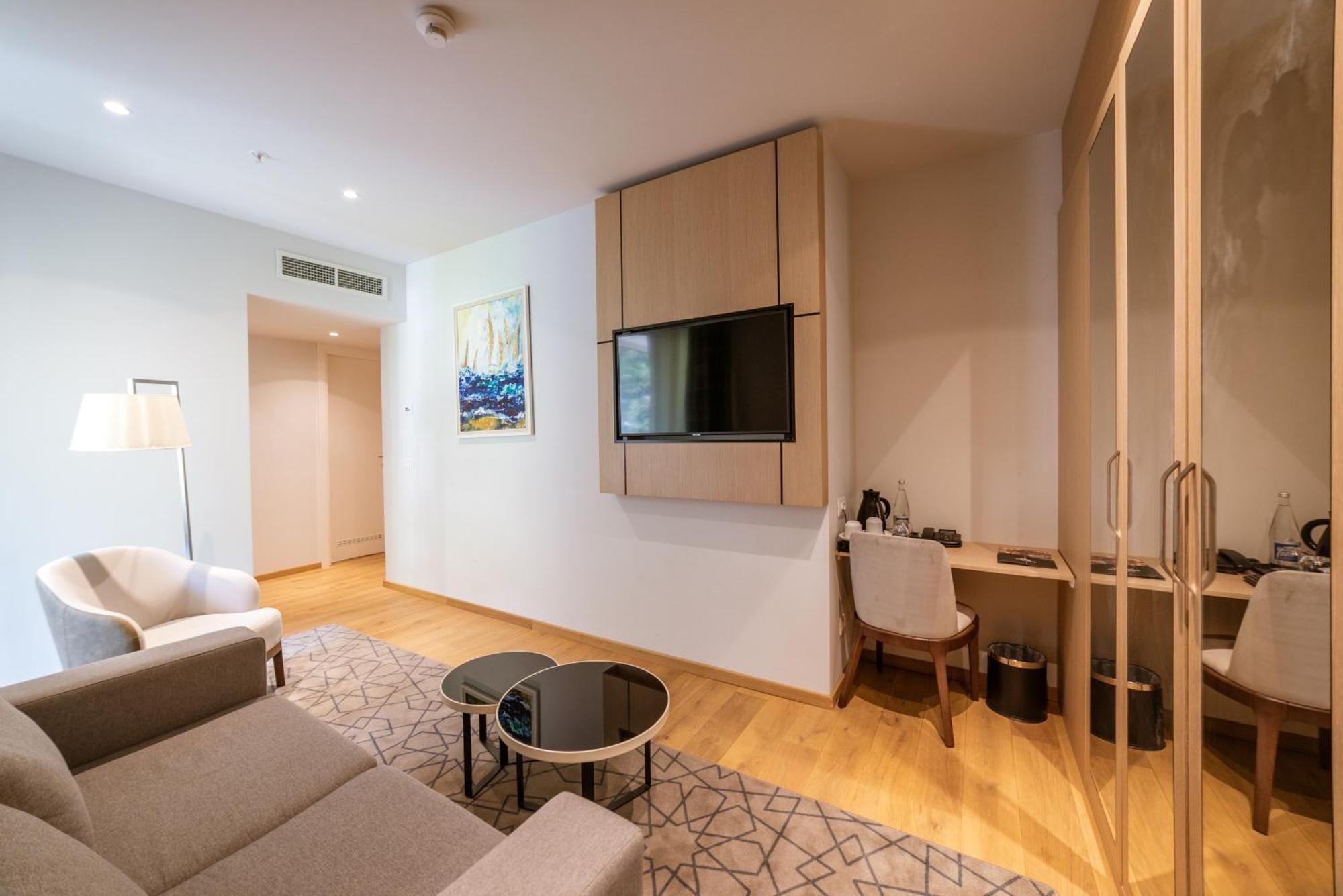 Hotel Imperial Conference & Spa Budva Bagian luar foto