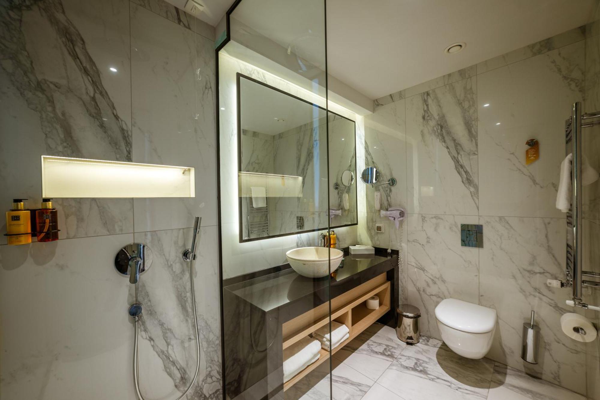 Hotel Imperial Conference & Spa Budva Bagian luar foto