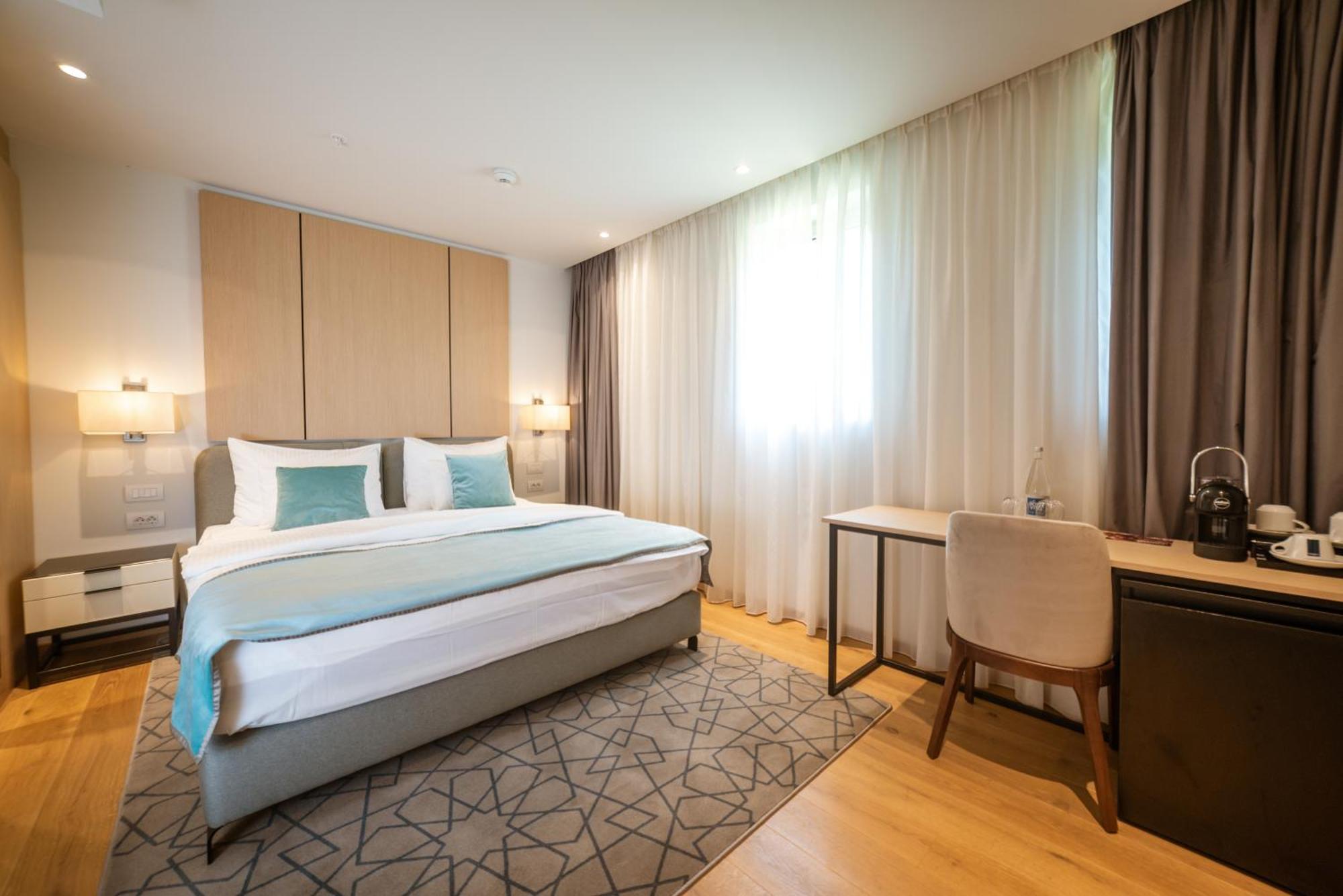 Hotel Imperial Conference & Spa Budva Bagian luar foto
