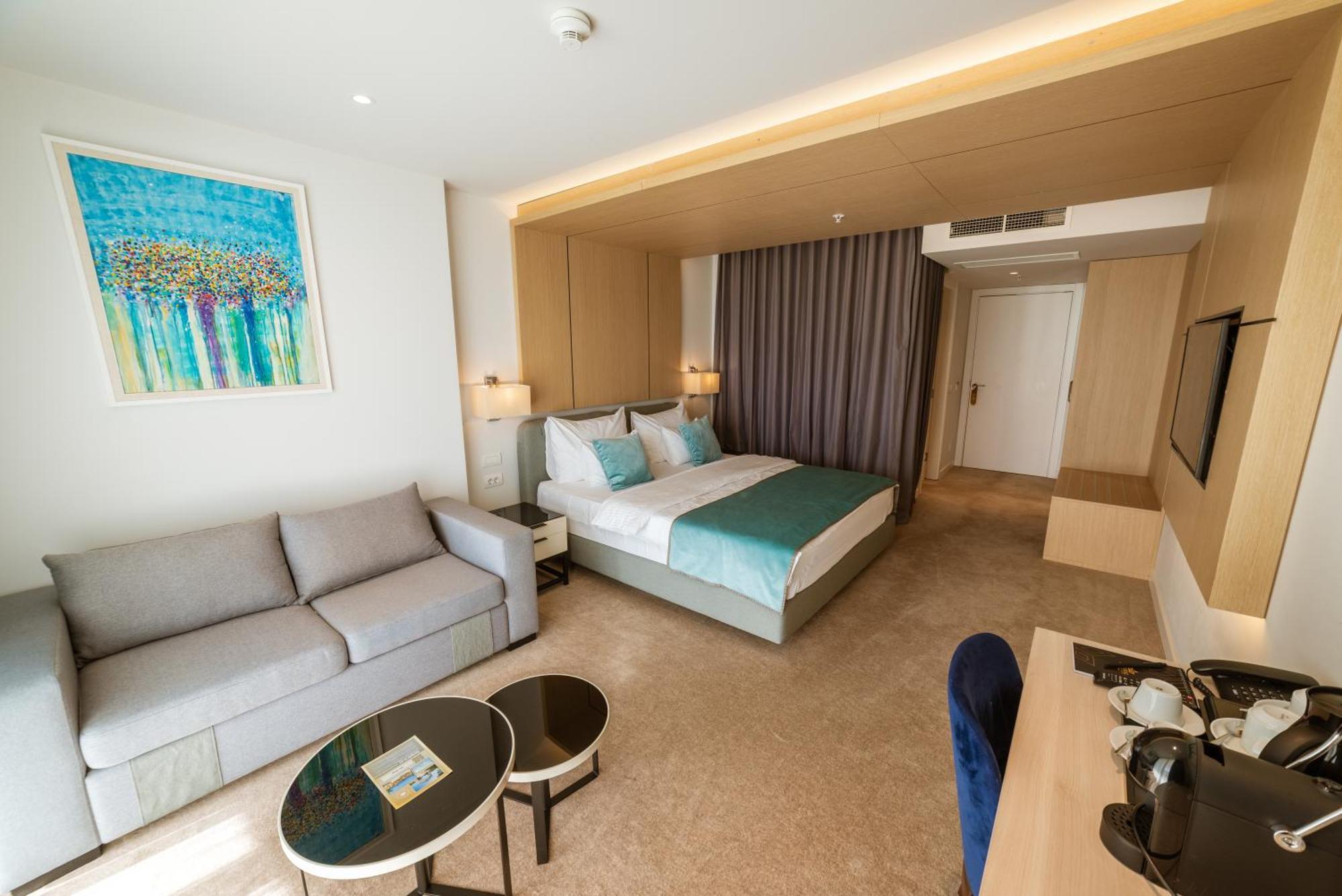 Hotel Imperial Conference & Spa Budva Bagian luar foto