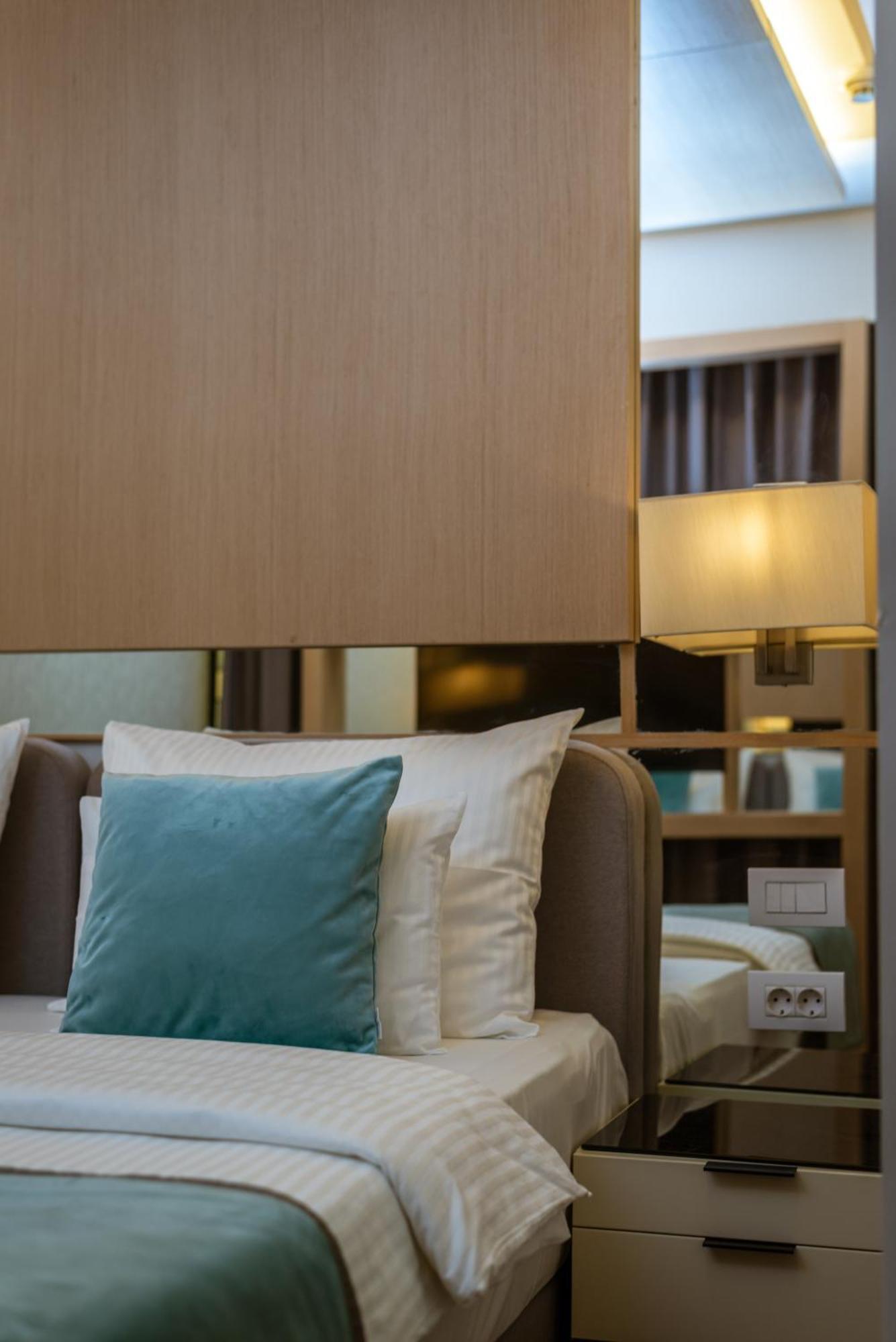 Hotel Imperial Conference & Spa Budva Bagian luar foto