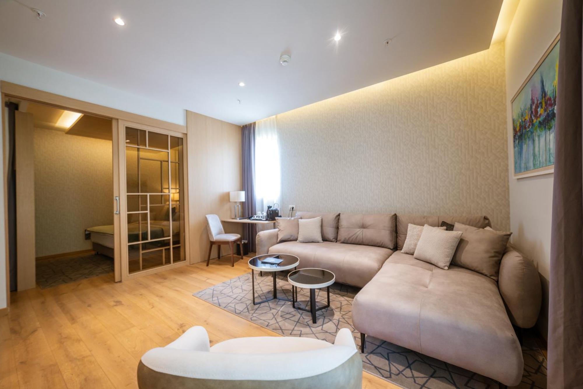 Hotel Imperial Conference & Spa Budva Bagian luar foto