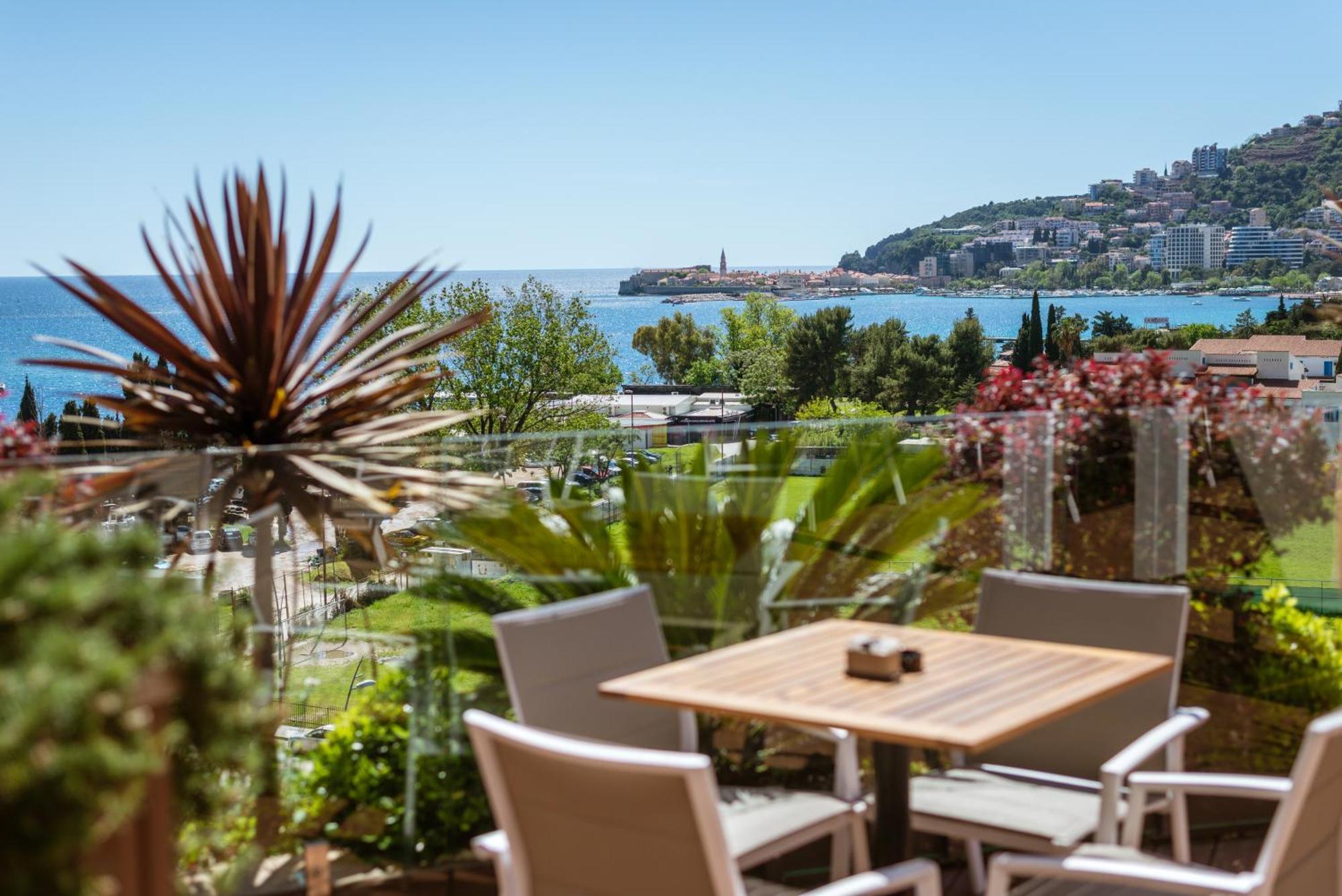Hotel Imperial Conference & Spa Budva Bagian luar foto