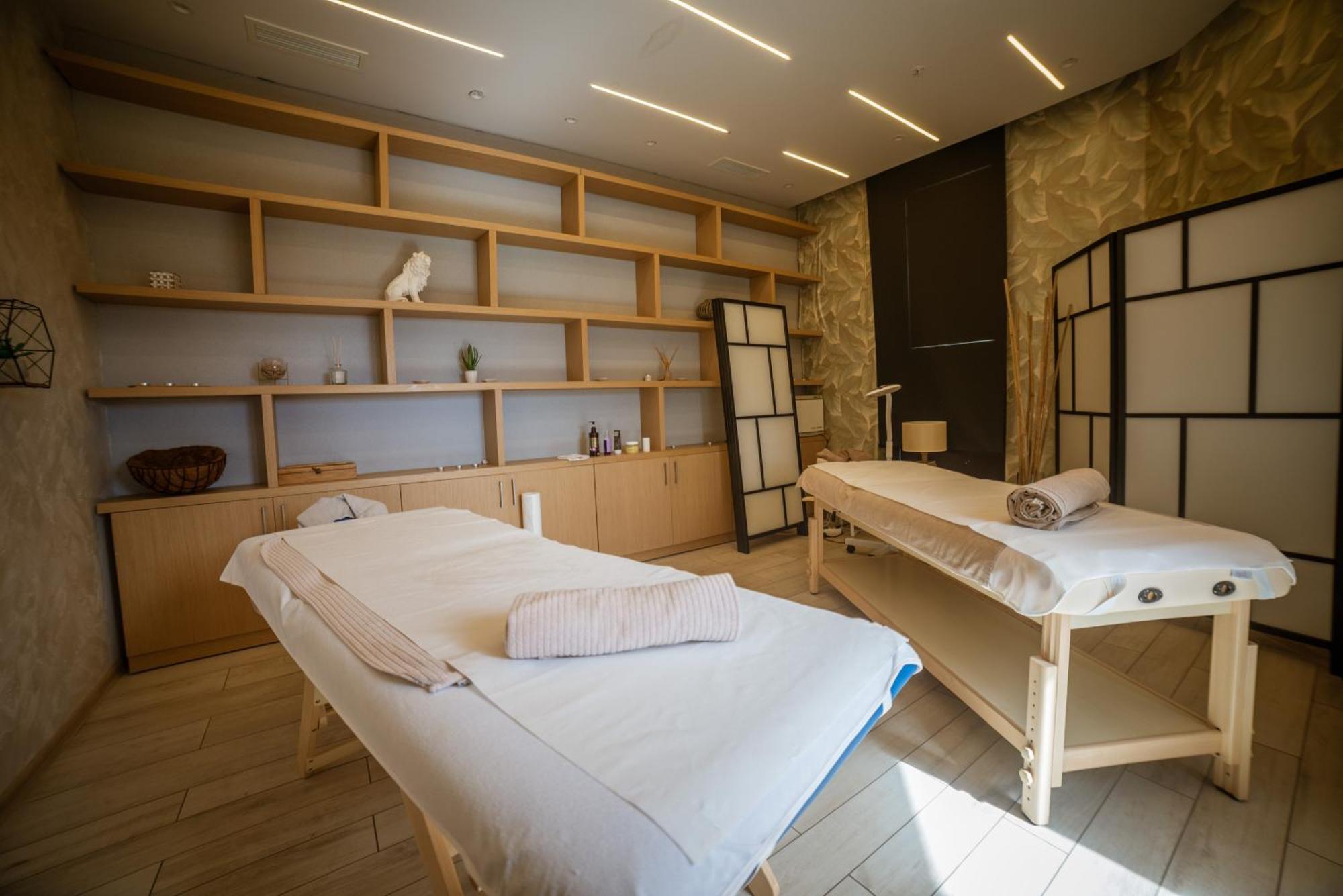 Hotel Imperial Conference & Spa Budva Bagian luar foto