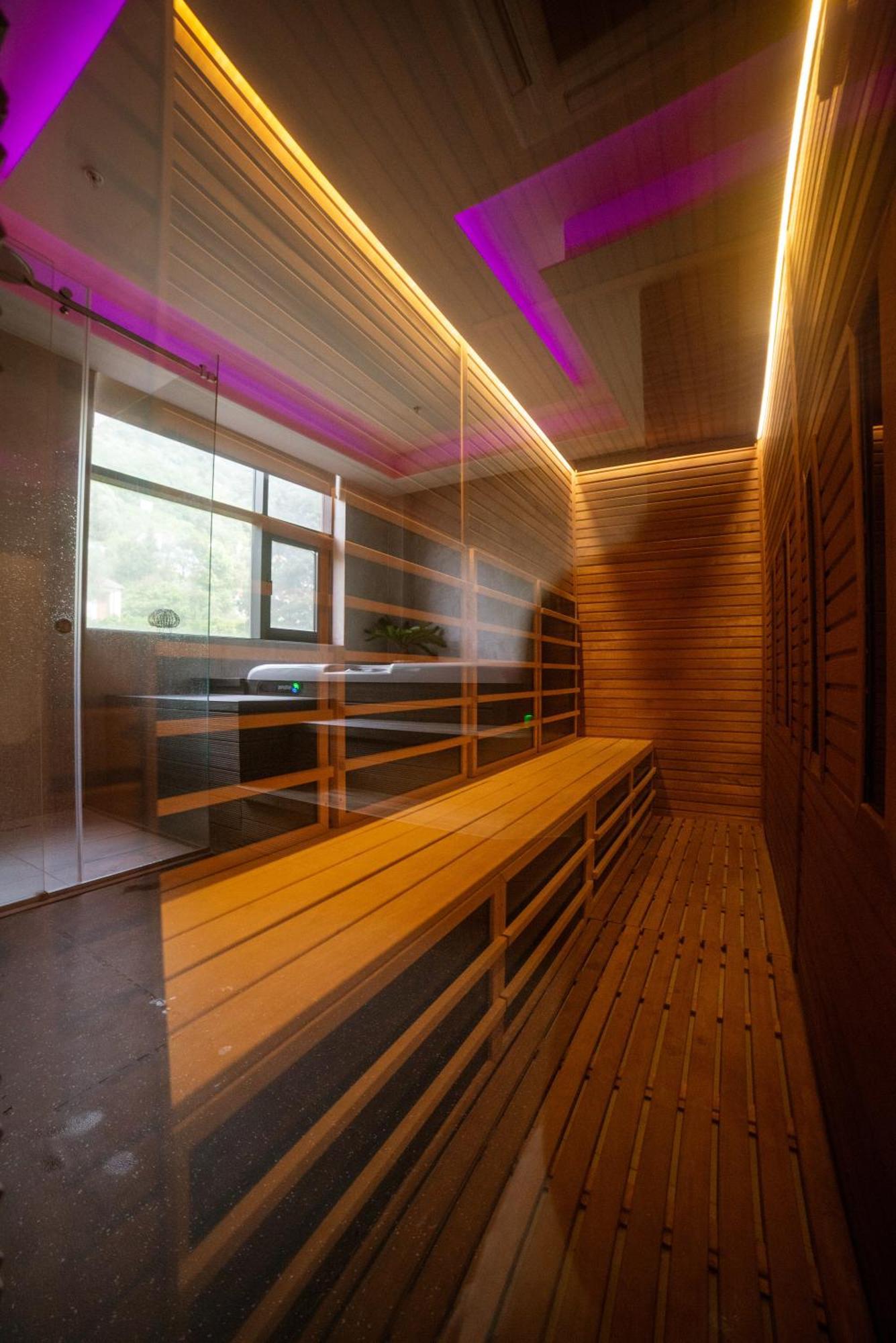 Hotel Imperial Conference & Spa Budva Bagian luar foto