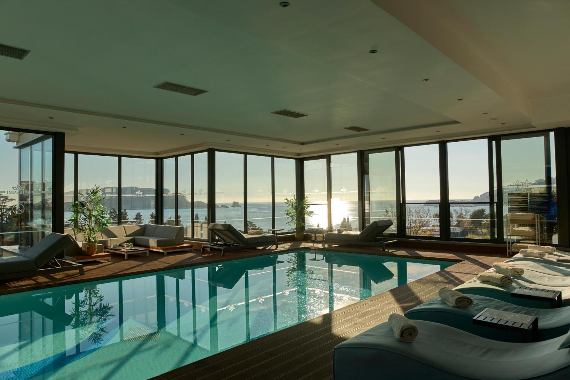 Hotel Imperial Conference & Spa Budva Bagian luar foto