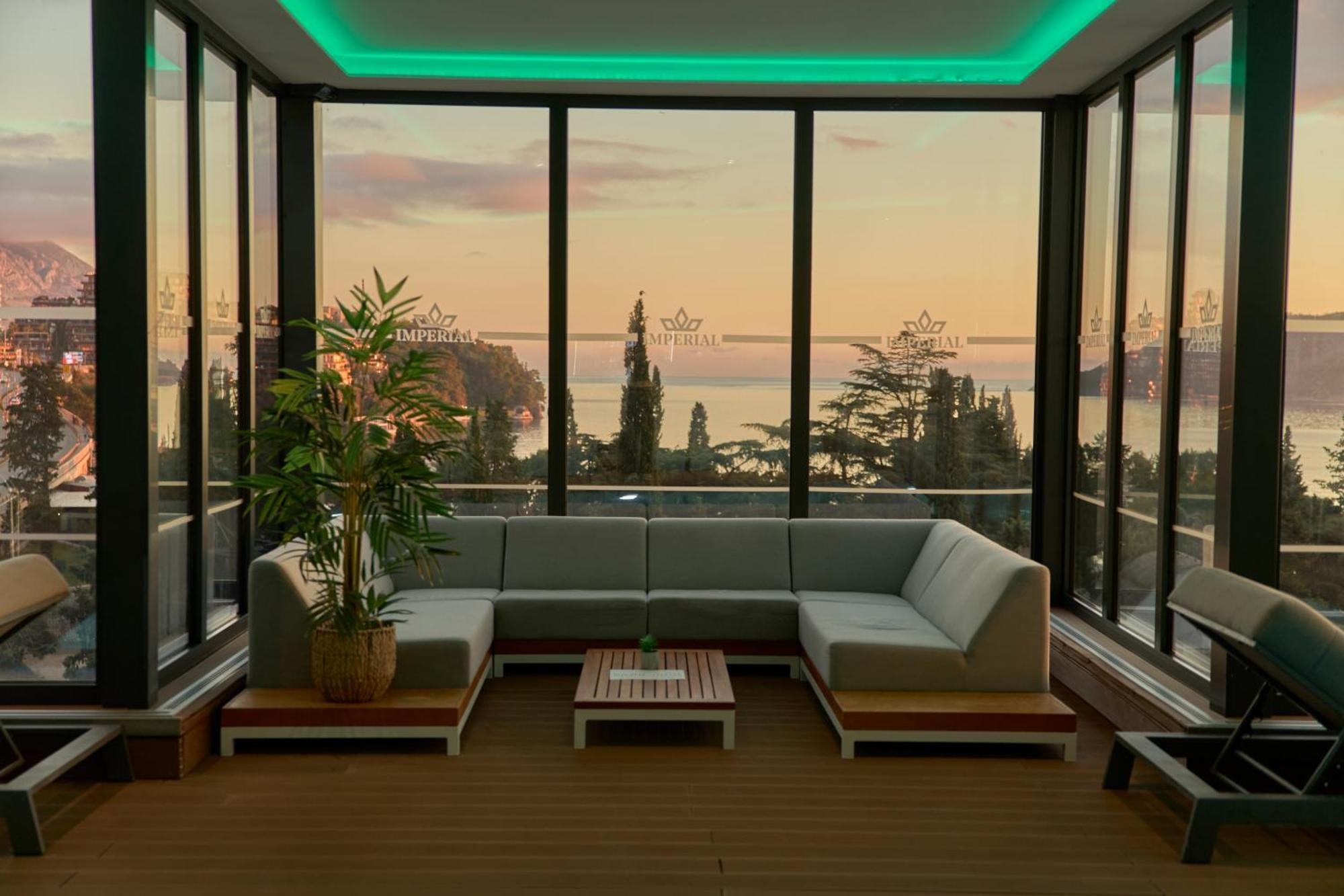 Hotel Imperial Conference & Spa Budva Bagian luar foto